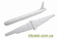 AMODEL 72011 Сборная модель пассажирского самолета  Ильюшин Ил-18