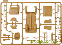 ICM 35479 Сборная модель отечественного пассажирского автомобиля Москвич-401-420 седан
