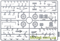 ICM 35670 Сборная модель 1:35 RNAS Model T с британским танковым экипажем (Первая мировая война)