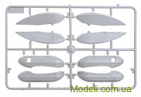 ICM 48253 Сборная модель самолета У-2/По-2 с санитарными кассетами