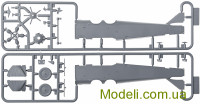 ICM 48254 Пластиковая модель 1:48 Биплан У-2/По-2ВС с пилотами и обслуживающим персоналом