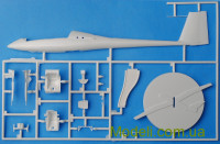 Revell 03961 Сборная модель 1:32 Glider Duo Discus & Engine