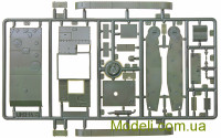 UMT 689-01 Сборная модель 1:72 Самоходная артиллерийская установка АТ-1 с пластиковыми траками