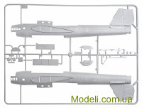 ZVEZDA 7264 Подарочный набор с моделью самолета "Пе-8"