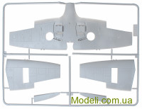 ICM 48067 Збірна пластикова модель британського винищувача Spitfire Mk.VIII