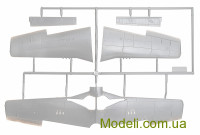ICM 48153 Масштабна модель винищувача Mustang P-51D з пілотами і техніками