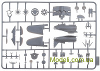 ICM 72073 Масштабна збірна модель  винищувача І-16 тип 28
