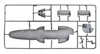 Revell 04044 Збірна модель військово-транспортного літака Globemaster III C-17A